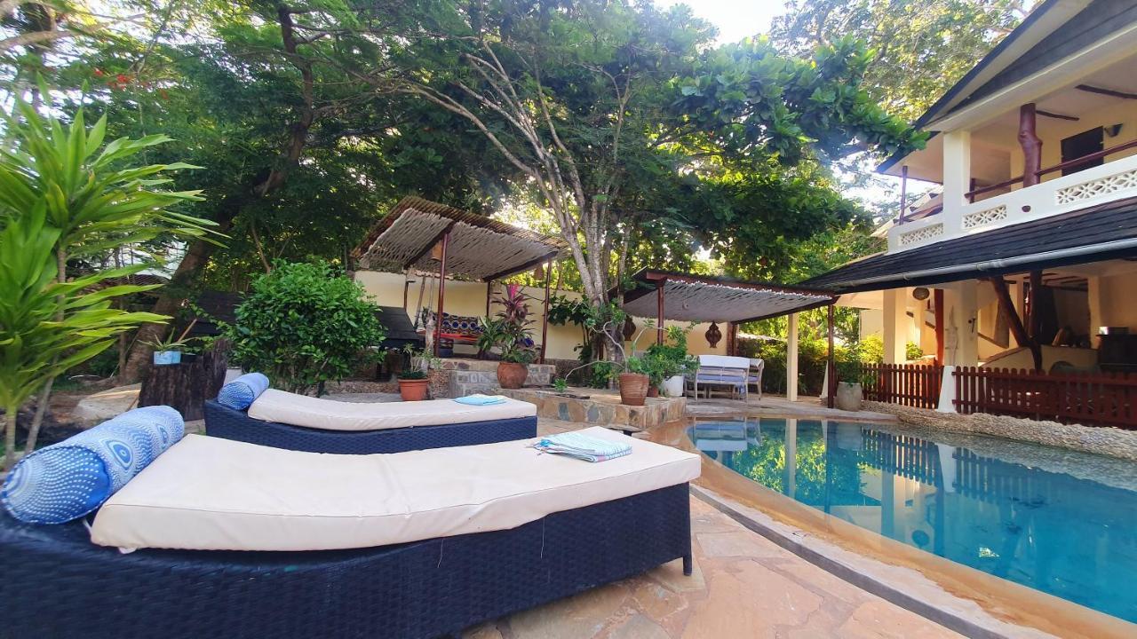 Bed and Breakfast Mami Wata House à Kwale Extérieur photo