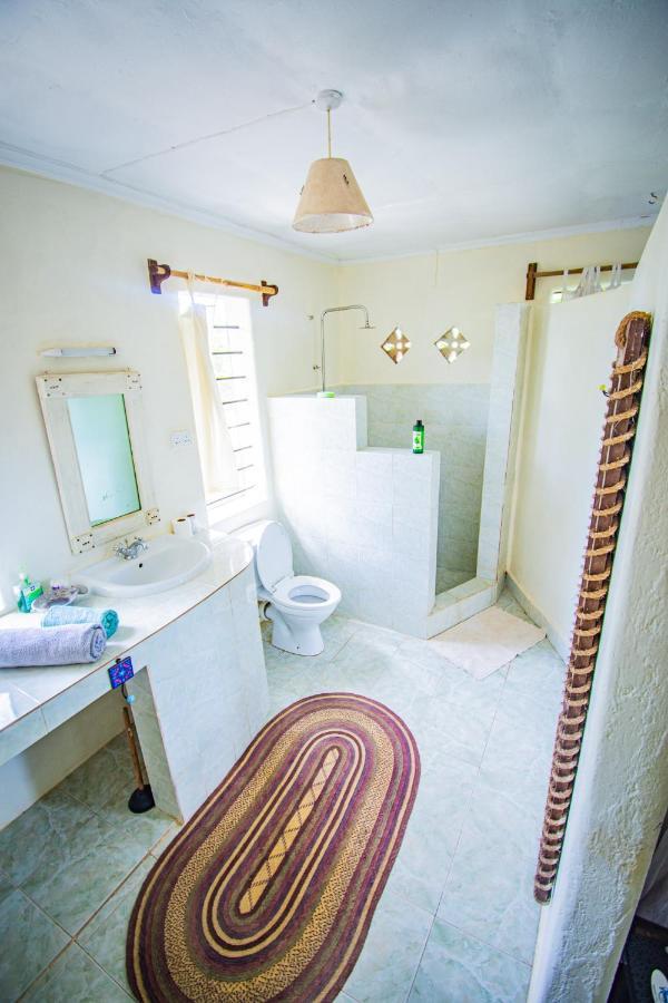Bed and Breakfast Mami Wata House à Kwale Extérieur photo