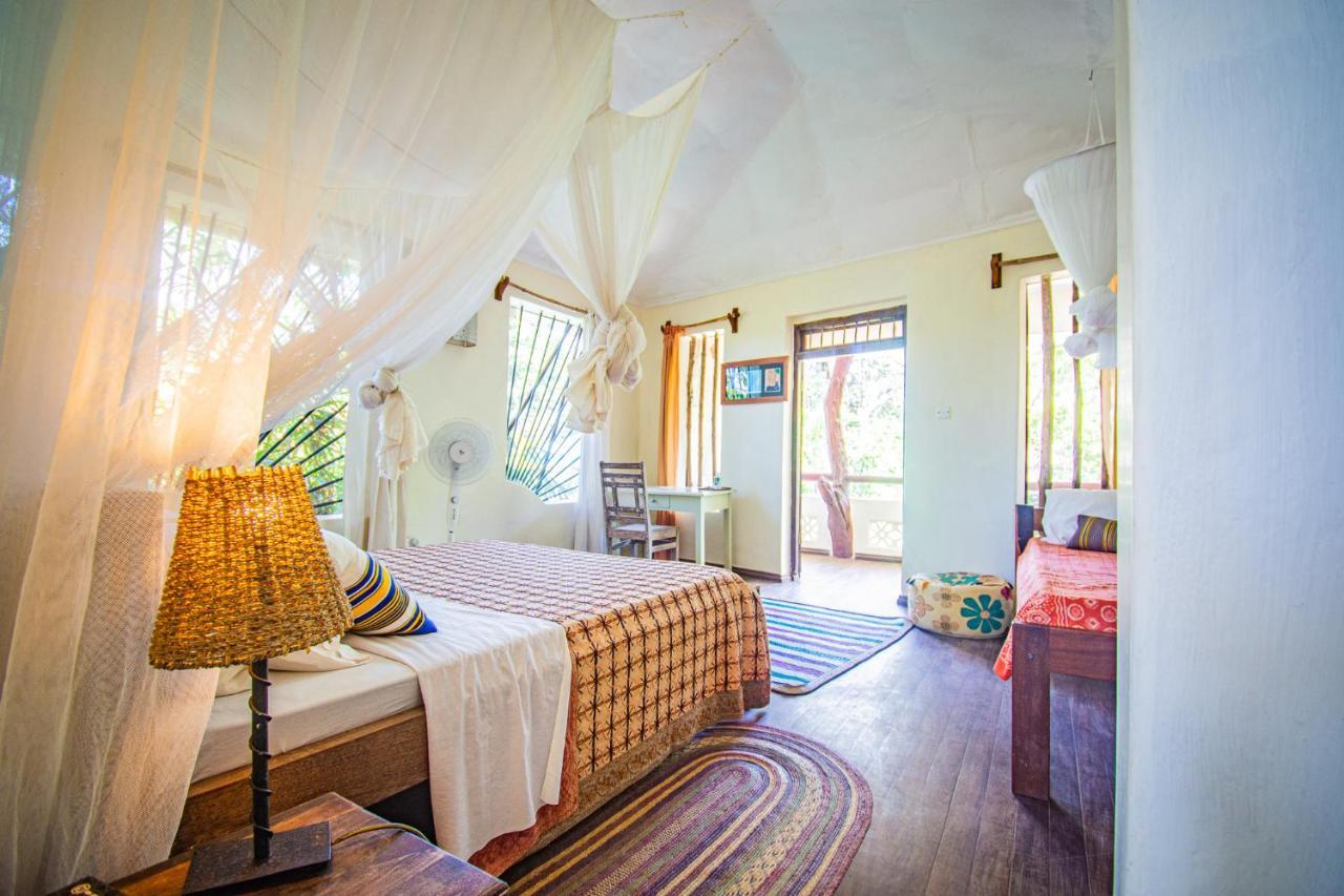 Bed and Breakfast Mami Wata House à Kwale Extérieur photo