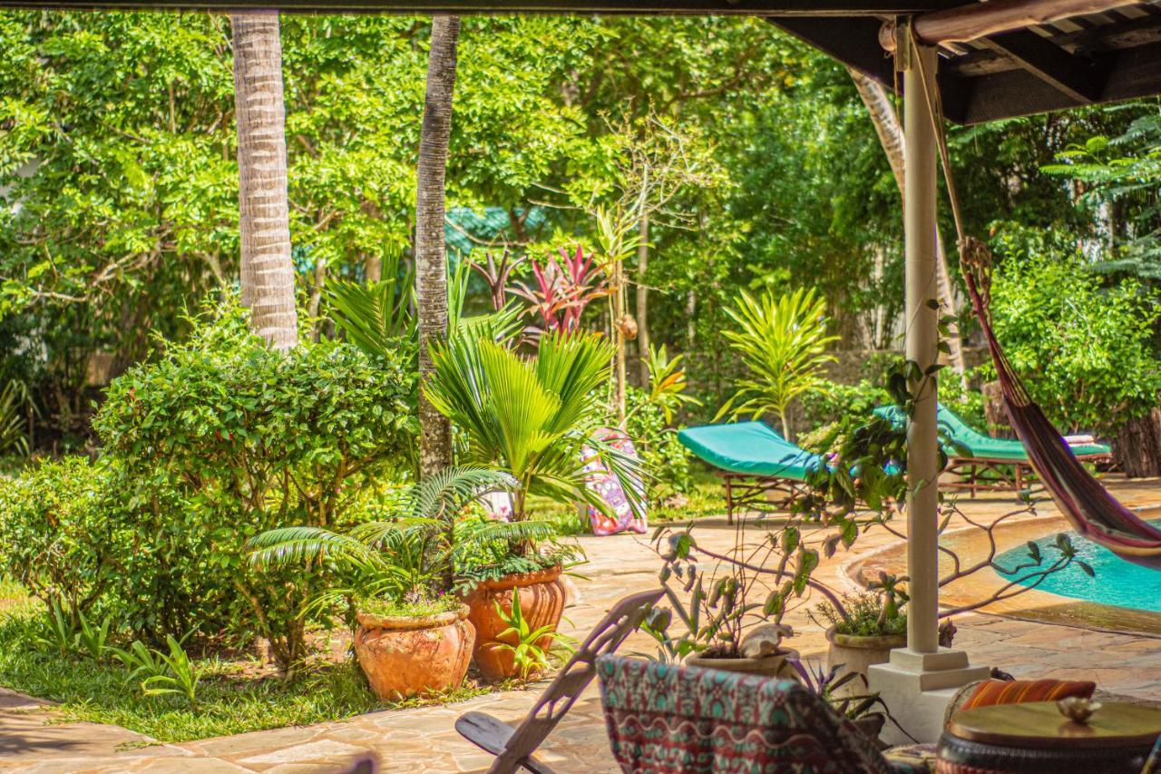 Bed and Breakfast Mami Wata House à Kwale Extérieur photo