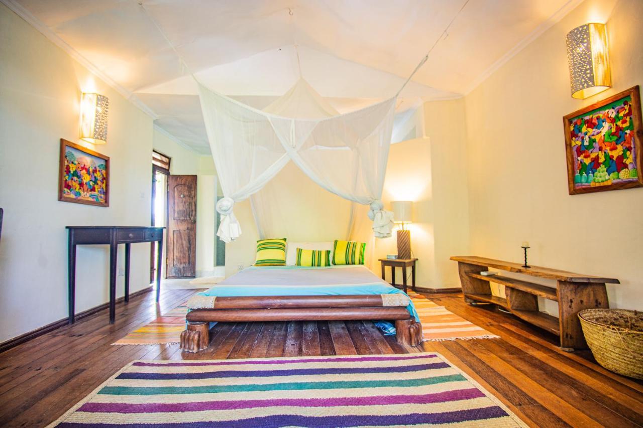 Bed and Breakfast Mami Wata House à Kwale Extérieur photo